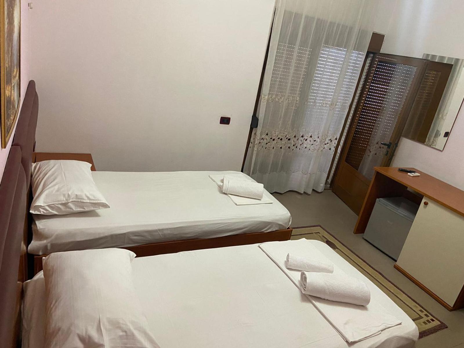 Hotel Edland Avlonya Dış mekan fotoğraf