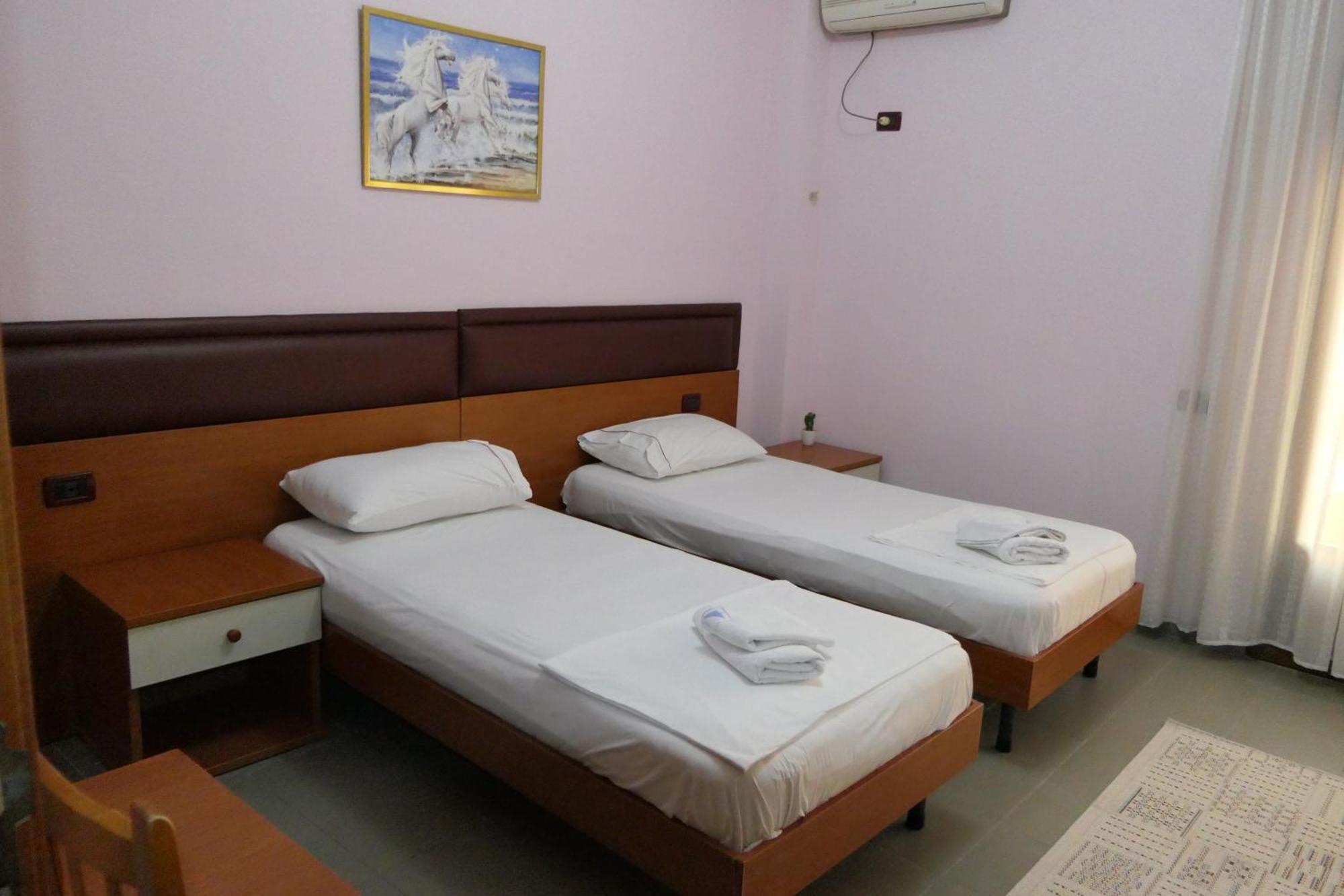 Hotel Edland Avlonya Dış mekan fotoğraf