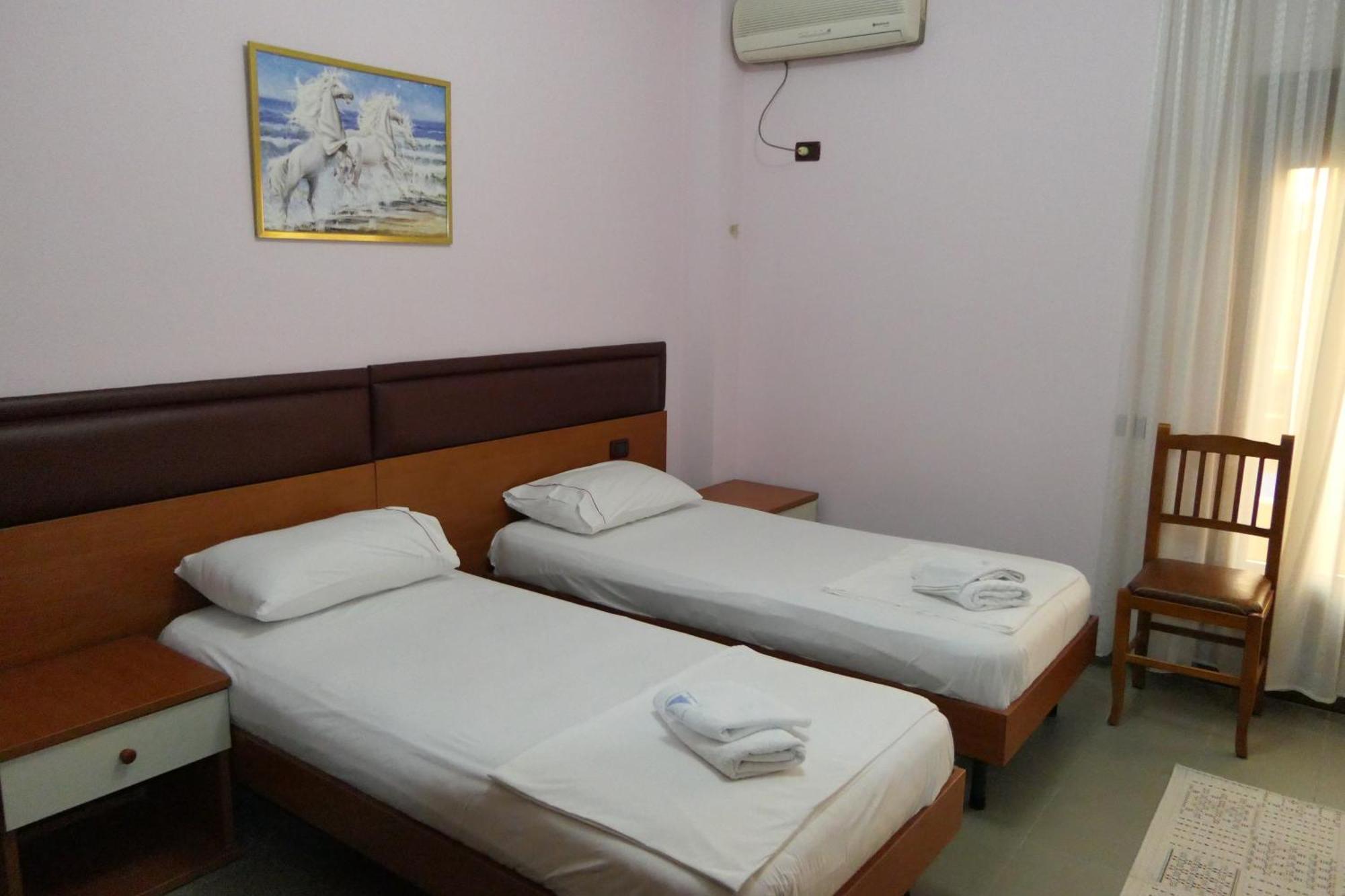 Hotel Edland Avlonya Dış mekan fotoğraf
